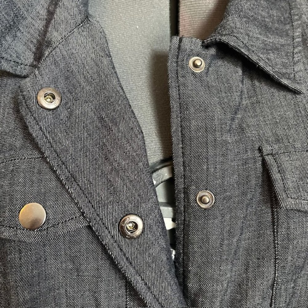 Draw String Vest - Picture 5 of 9